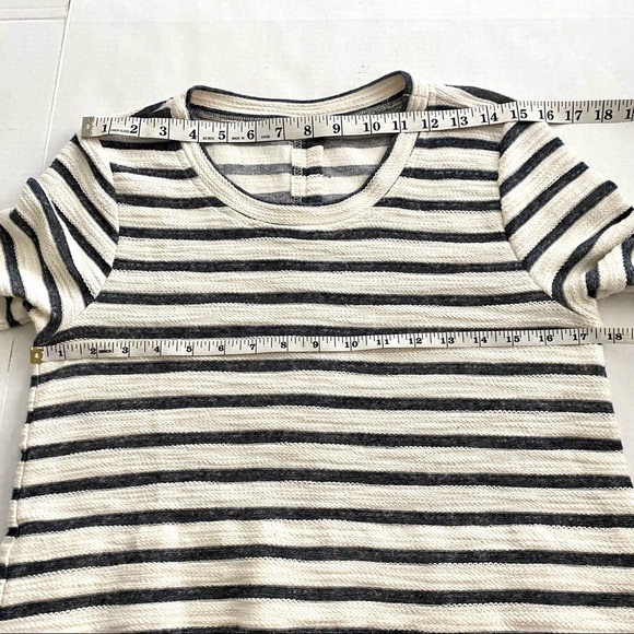 Stripe Cream Gray Light Sweater Sz Small Layered Top Nautical Casual Lace Summer - Picture 10 of 12